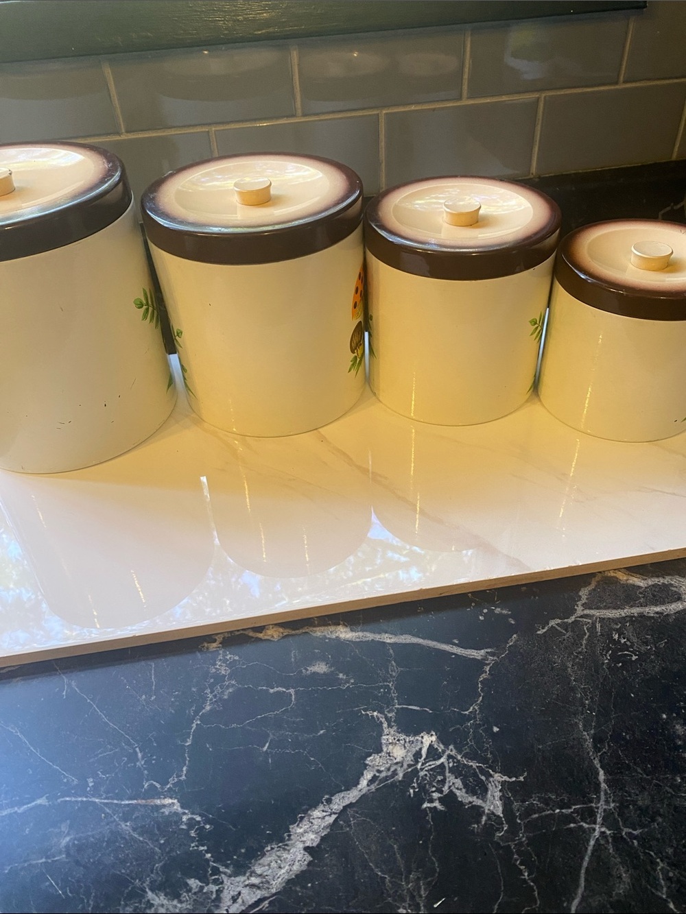 Vintage 1979 Merry Mushroom 4 Piece
Canister Set Sears Roebuck & Co. - Picture 2 of 16